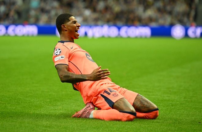 德州游骑兵在 2023 年世界大赛击败响尾蛇，建军 63 年终获队史首座冠军奖杯